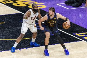 湖人vs骑士直播_湖人vs骑士比赛回放_NBA高清直播在线观看
