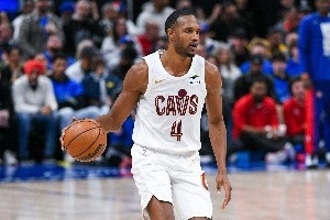骑士vs米切尔直播_骑士vs米切尔比赛回放_NBA高清直播在线观看
