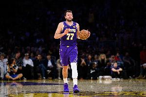 湖人vs东契奇直播_湖人vs东契奇比赛回放_NBA高清直播在线观看