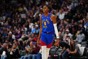 骑士vs转载直播_骑士vs转载比赛回放_NBA高清直播在线观看