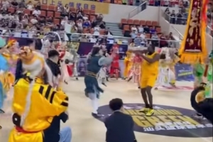 勇士vs追梦直播_勇士vs追梦比赛回放_NBA高清直播在线观看