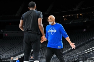 76人vs詹姆斯直播_76人vs詹姆斯比赛回放_NBA高清直播在线观看