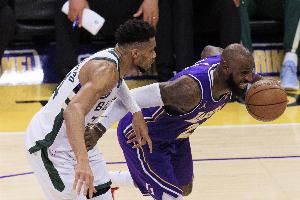 76人vs尼克斯直播_76人vs尼克斯比赛回放_NBA高清直播在线观看