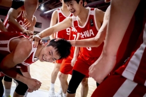 中国篮球vs中国队直播_中国篮球vs中国队比赛回放_CBA高清直播在线观看