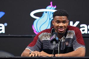 雄鹿vs热火直播_雄鹿vs热火比赛回放_NBA高清直播在线观看
