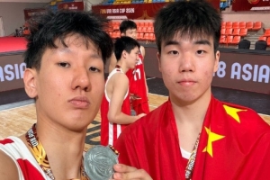 中国篮球vs中国队直播_中国篮球vs中国队比赛回放_CBA高清直播在线观看